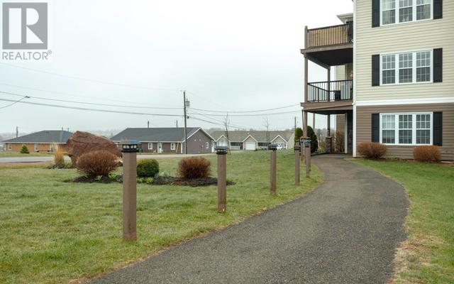 201 - 37 Autumn Lane, Condo with 2 bedrooms, 2 bathrooms and null parking in North Rustico PE | Image 4