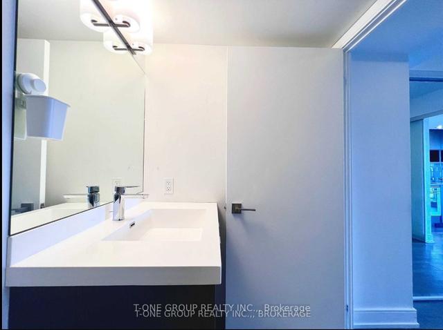 1106 - 89 Mcgill St, Condo with 1 bedrooms, 1 bathrooms and 0 parking in Toronto ON | Image 3