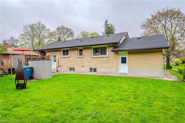 90 Rodney Blvd, House detached with 3 bedrooms, 2 bathrooms and 5 parking in Guelph ON | Image 33