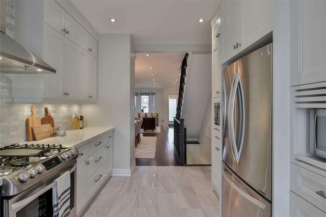 180 Withrow Ave, House semidetached with 3 bedrooms, 2 bathrooms and 2 parking in Toronto ON | Image 5