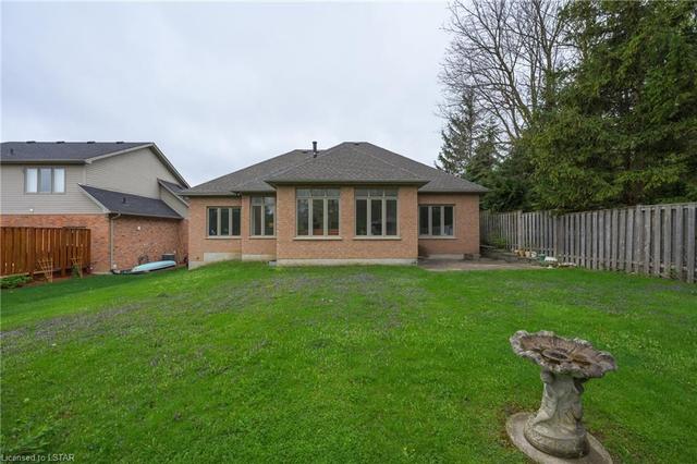 135 Plane Tree Dr, House detached with 4 bedrooms, 3 bathrooms and 4 parking in London ON | Image 44
