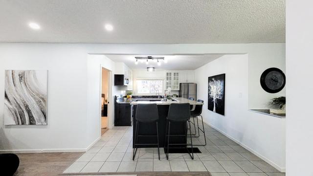 8708 6 Street Se, House detached with 3 bedrooms, 2 bathrooms and 4 parking in Calgary AB | Image 7