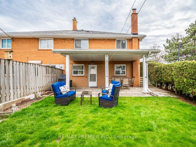 8 Courage Ave, House semidetached with 3 bedrooms, 2 bathrooms and 5 parking in Toronto ON | Image 32