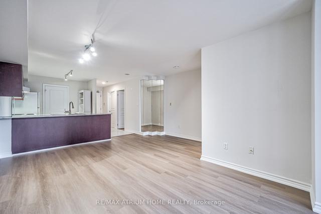 1502 - 801 Bay St, Condo with 1 bedrooms, 2 bathrooms and 0 parking in Toronto ON | Image 9