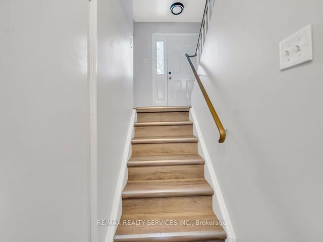 2 - 415 Keats Way, Townhouse with 4 bedrooms, 3 bathrooms and 1 parking in Waterloo ON | Image 22