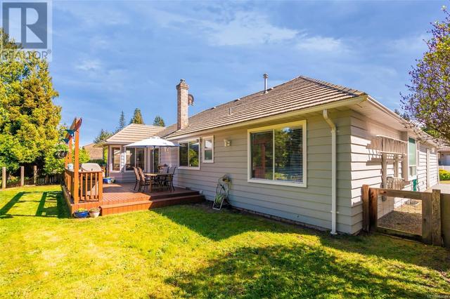 1169 Wedgewood Close, House detached with 3 bedrooms, 2 bathrooms and 3 parking in Qualicum Beach BC | Image 59