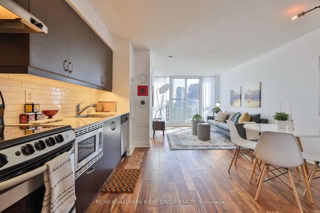 721 - 320 Richmond St E, Condo with 1 bedrooms, 1 bathrooms and 0 parking in Toronto ON | Image 29