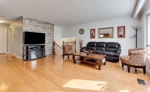 13 Leawood Dr, House detached with 2 bedrooms, 3 bathrooms and 5 parking in Grimsby ON | Image 12
