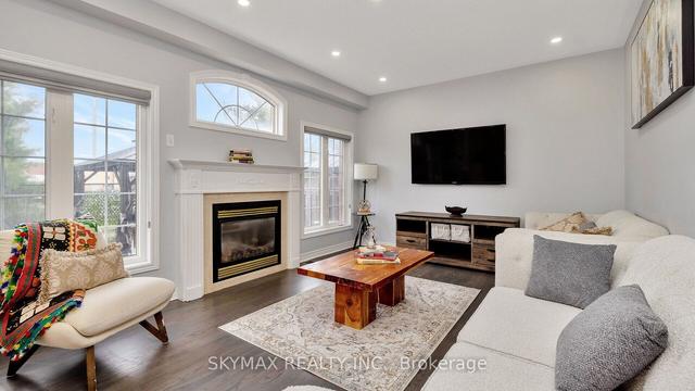 49 Perkins Dr, House detached with 4 bedrooms, 6 bathrooms and 6 parking in Brampton ON | Image 36