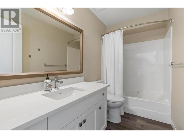 2521 Quail Pl, House detached with 5 bedrooms, 3 bathrooms and 6 parking in Kelowna BC | Image 21