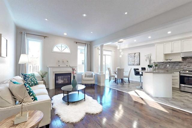 30 Florelle Dr, House attached with 3 bedrooms, 4 bathrooms and 3 parking in Markham ON | Image 32