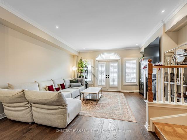 19 James Stock Path, Townhouse with 2 bedrooms, 2 bathrooms and 2 parking in Toronto ON | Image 4