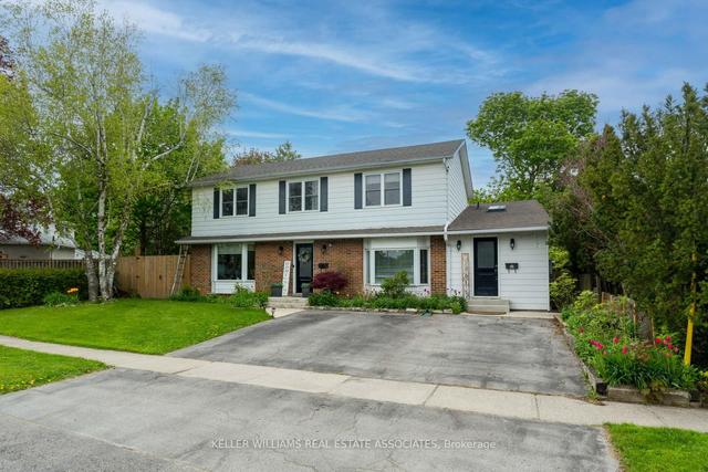9 Fagan Dr, House detached with 5 bedrooms, 3 bathrooms and 3 parking in Halton Hills ON | Image 12