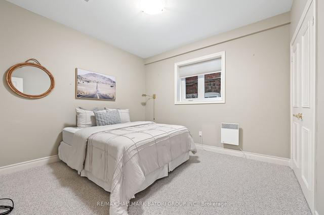 111 Latimer Ave, House detached with 4 bedrooms, 4 bathrooms and 3 parking in Toronto ON | Image 21