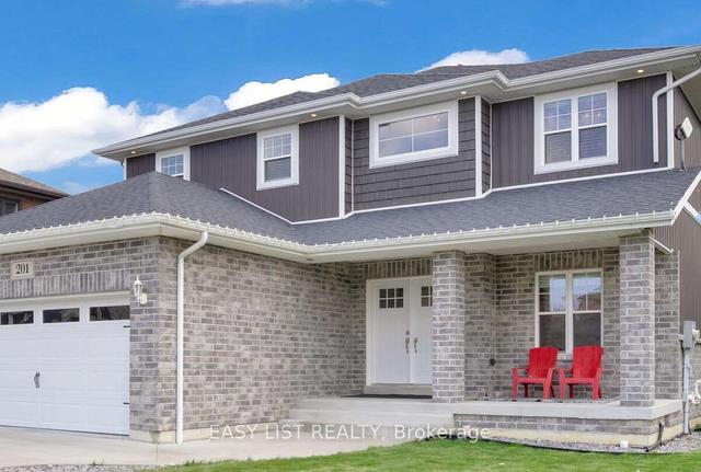 201 Summer St, House detached with 4 bedrooms, 4 bathrooms and 4 parking in Lakeshore ON | Image 34