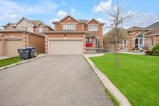36 Colleyville St, House detached with 3 bedrooms, 4 bathrooms and 4 parking in Brampton ON | Image 1