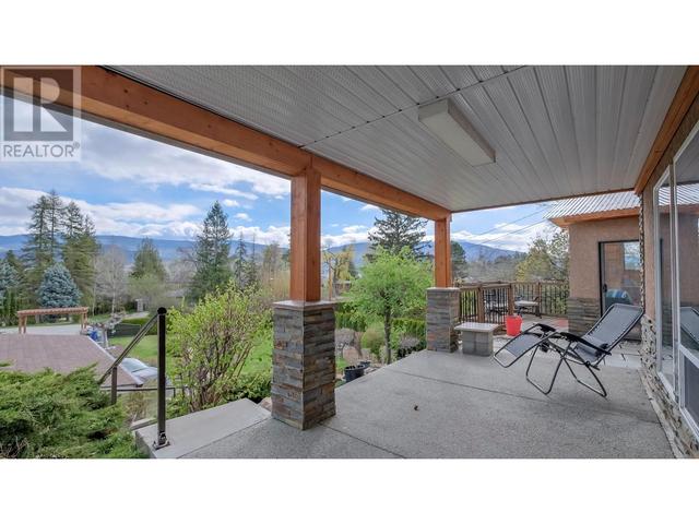 404 West Bench Dr, House detached with 4 bedrooms, 3 bathrooms and 7 parking in Okanagan Similkameen F BC | Image 46