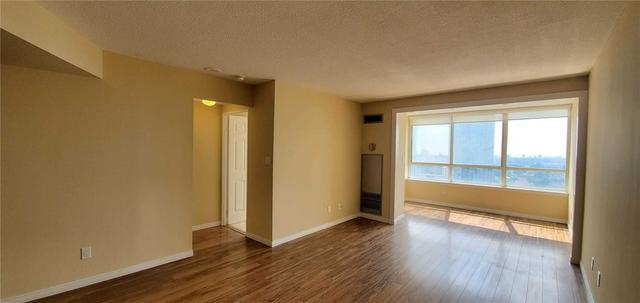 1702 - 3605 Kariya Dr, Condo with 1 bedrooms, 1 bathrooms and 1 parking in Mississauga ON | Image 2