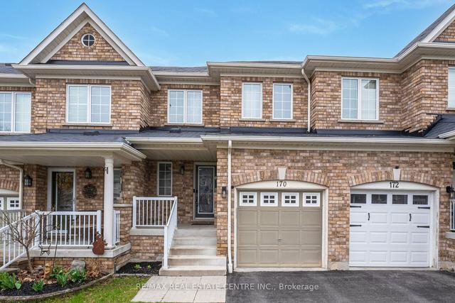 170 Cathedral Dr, House attached with 3 bedrooms, 3 bathrooms and 2 parking in Whitby ON | Image 1