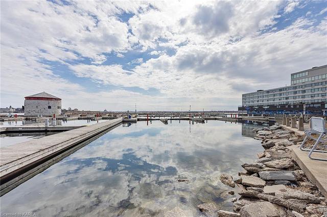1005 - 185 Ontario St, House attached with 2 bedrooms, 2 bathrooms and 1 parking in Kingston ON | Image 2