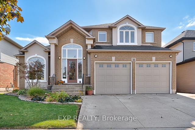 14 Chianti Cres, House detached with 3 bedrooms, 4 bathrooms and 4 parking in Hamilton ON | Image 1