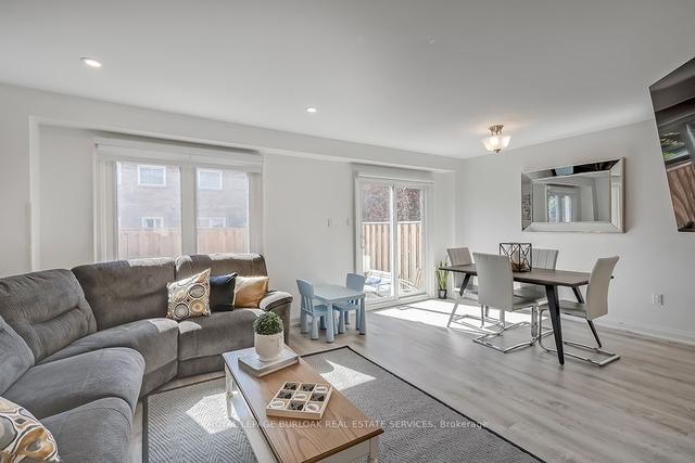 35 - 2022 Atkinson Dr, Townhouse with 3 bedrooms, 3 bathrooms and 2 parking in Burlington ON | Image 34