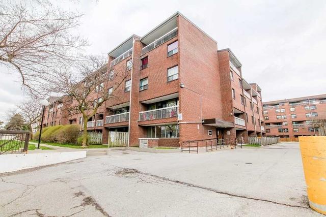 514 - 4060 Lawrence Ave E, Condo with 3 bedrooms, 2 bathrooms and 1 parking in Toronto ON | Image 1