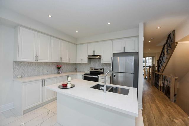 11 Hashmi Pl, House semidetached with 4 bedrooms, 5 bathrooms and 2 parking in Brampton ON | Image 31