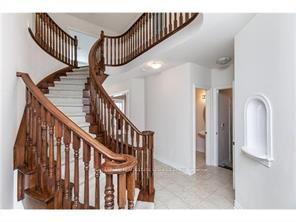 2332 Awenda Dr, House detached with 5 bedrooms, 4 bathrooms and 4 parking in Oakville ON | Image 14