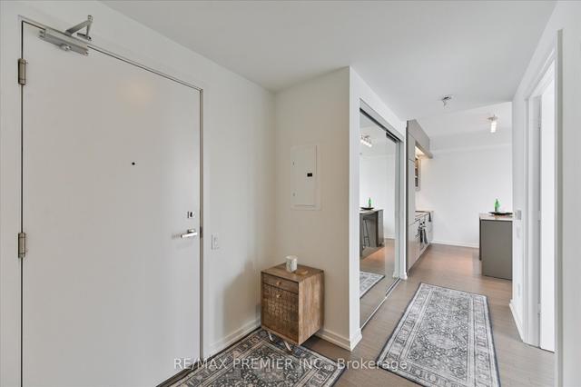 3308 - 101 Peter St, Condo with 1 bedrooms, 1 bathrooms and 0 parking in Toronto ON | Image 12