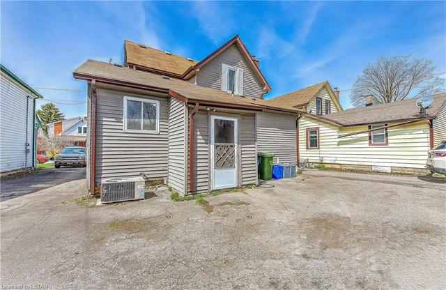 21 Hughes St, House detached with 2 bedrooms, 2 bathrooms and 3 parking in St. Thomas ON | Image 25