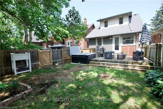 487 Woodman Ave, House detached with 3 bedrooms, 2 bathrooms and 1 parking in London ON | Image 32