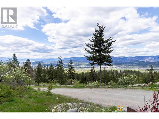 5805 Upper Booth Rd N, House detached with 4 bedrooms, 3 bathrooms and 2 parking in Central Okanagan BC | Image 41