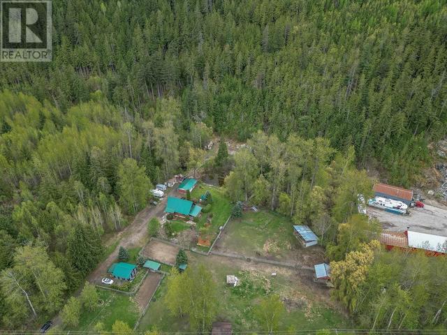 2370 Trans Canada Highway, House detached with 2 bedrooms, 1 bathrooms and 20 parking in Columbia Shuswap E BC | Image 60