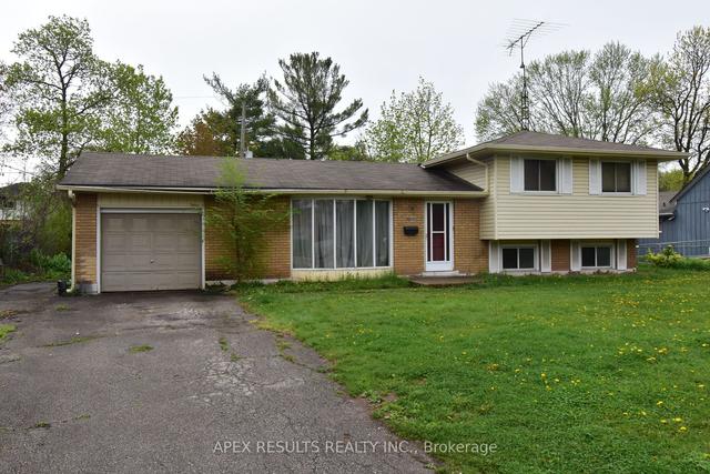 5128 New St, House detached with 3 bedrooms, 1 bathrooms and 5 parking in Burlington ON | Image 1