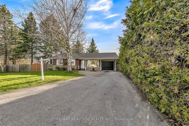 219 Southlawn Ave, House detached with 3 bedrooms, 3 bathrooms and 3 parking in Oshawa ON | Image 12