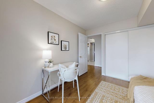 2507 - 18 Parkview Ave, Condo with 2 bedrooms, 2 bathrooms and 1 parking in Toronto ON | Image 18