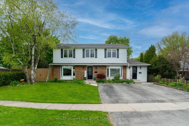 9 Fagan Dr, House detached with 5 bedrooms, 3 bathrooms and 3 parking in Halton Hills ON | Image 1