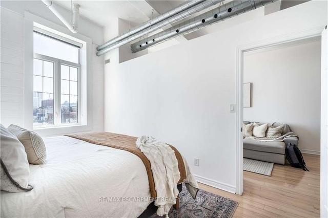 307 - 80 King William St, Condo with 2 bedrooms, 2 bathrooms and 0 parking in Hamilton ON | Image 19