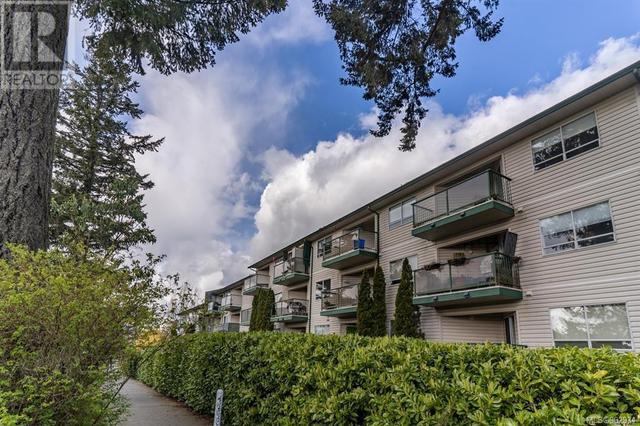 109 - 1900 Bowen Rd, Condo with 2 bedrooms, 1 bathrooms and 2 parking in Nanaimo BC | Image 13