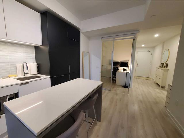 621 - 33 Helendale Ave, Condo with 2 bedrooms, 2 bathrooms and 1 parking in Toronto ON | Image 24