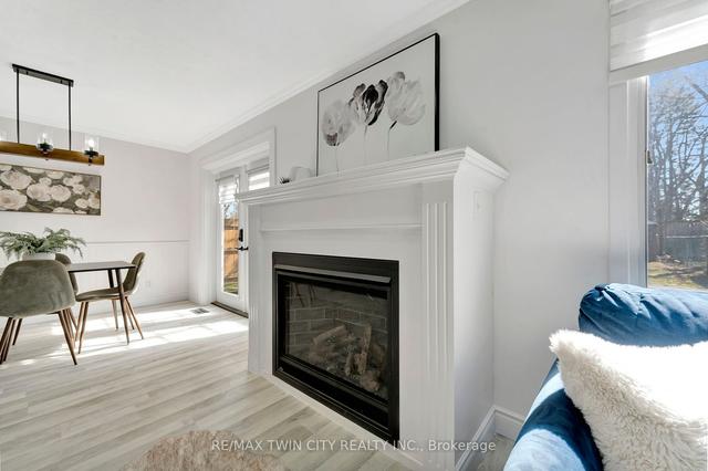 391 Stirling Ave S, House semidetached with 3 bedrooms, 2 bathrooms and 3 parking in Kitchener ON | Image 38