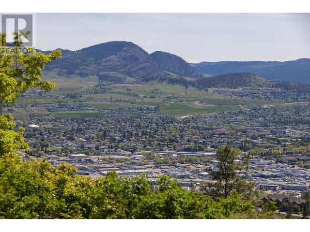 606 Selkirk Crt, House detached with 3 bedrooms, 2 bathrooms and 3 parking in Kelowna BC | Image 23