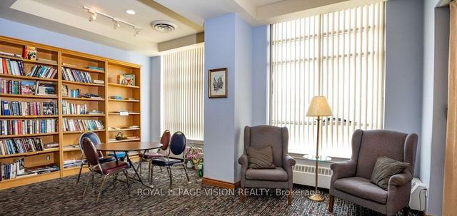 713 - 1700 Eglinton Ave E, Condo with 2 bedrooms, 2 bathrooms and 1 parking in Toronto ON | Image 4