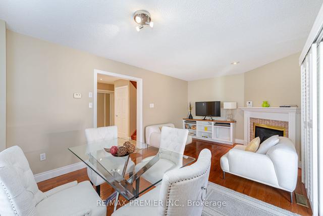 44 Teahouse Rd, House attached with 3 bedrooms, 3 bathrooms and 3 parking in Vaughan ON | Image 3