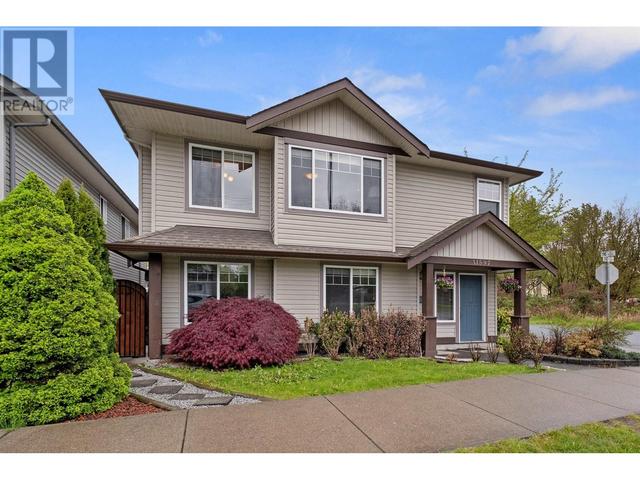 11597 240 St, House detached with 5 bedrooms, 3 bathrooms and 6 parking in Maple Ridge BC | Image 1