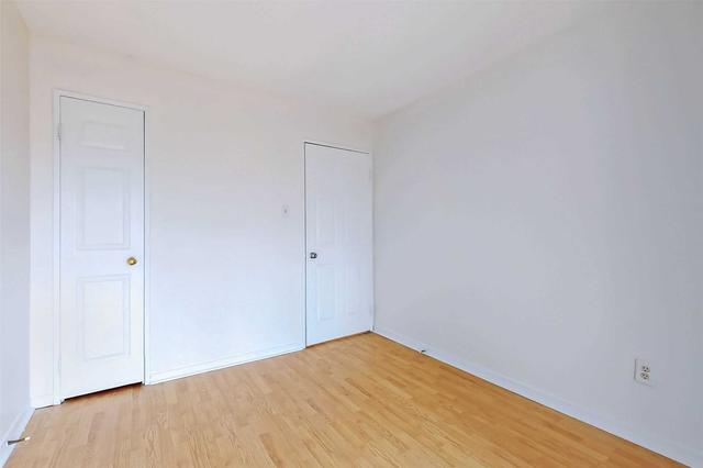 1019 - 250 Webb Dr, Condo with 2 bedrooms, 2 bathrooms and 2 parking in Mississauga ON | Image 27