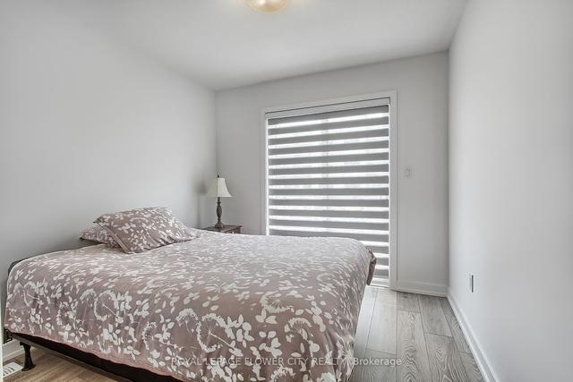 221 W Oak Trl, Townhouse with 2 bedrooms, 2 bathrooms and 2 parking in Kitchener ON | Image 22