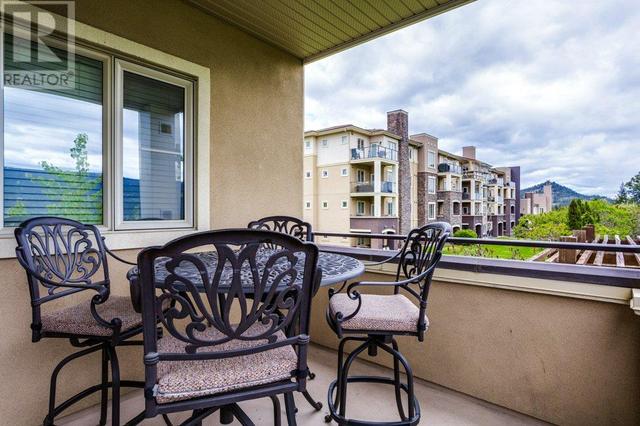 2322 - 1873 Country Club Dr, Condo with 3 bedrooms, 2 bathrooms and 1 parking in Kelowna BC | Image 14