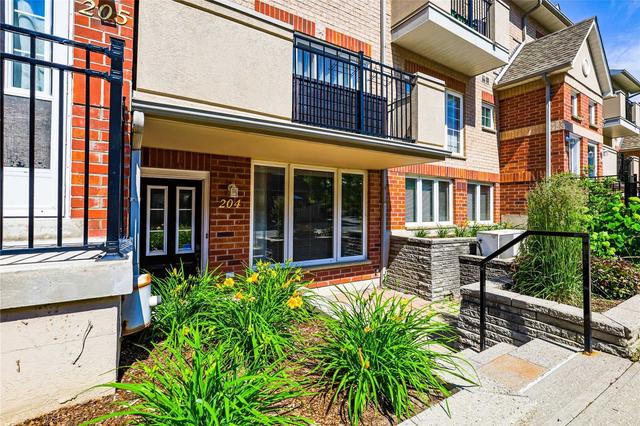 204 - 1400 The Espl N, Townhouse with 2 bedrooms, 2 bathrooms and 1 parking in Pickering ON | Image 1